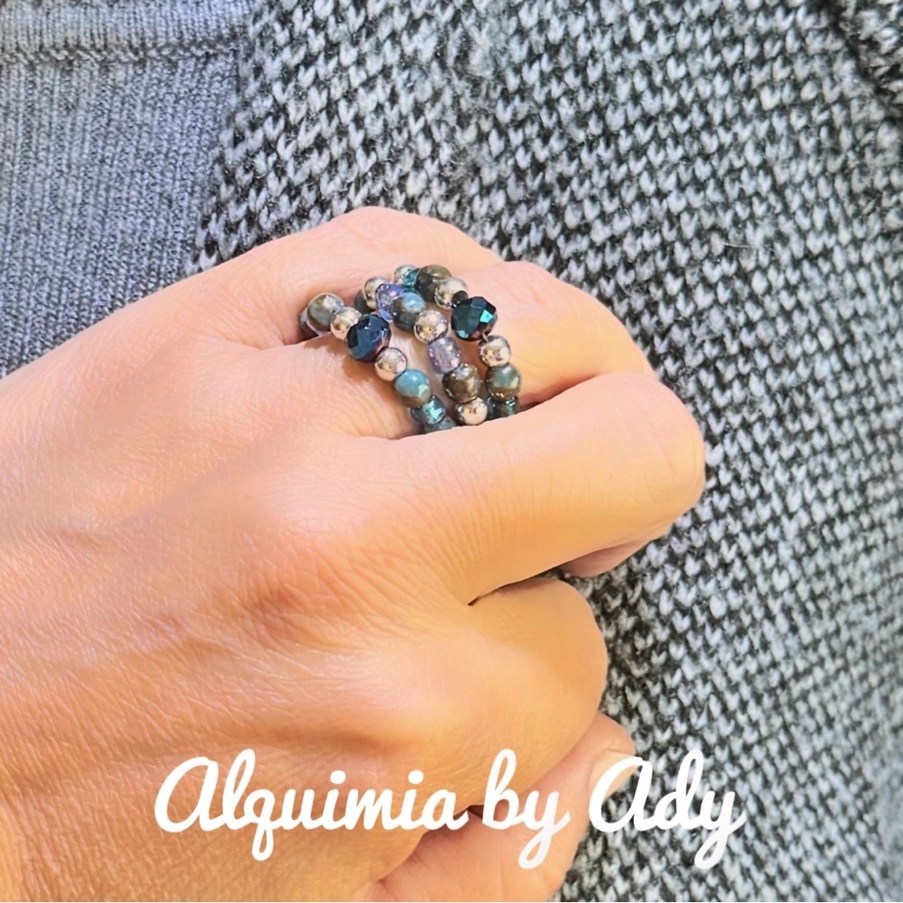 Turquoise beaded statement gem ring stack - Picture 3 of 4